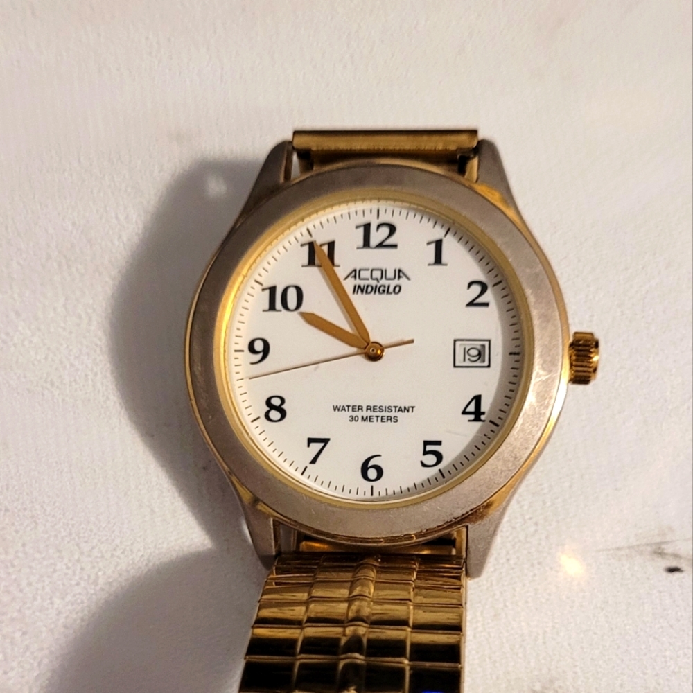 Men's Acqua Indiglo Water Resistant watch.